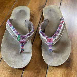 Sanak flip flops